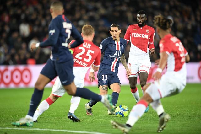 爱尔兰英雄帕罗特含泪接受采访：这就是我们热爱足球的原因