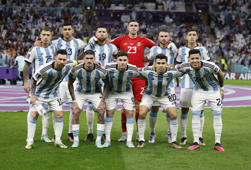 科里纳：正讨论足球中教练喊暂停的可能性，努力寻找解决方案