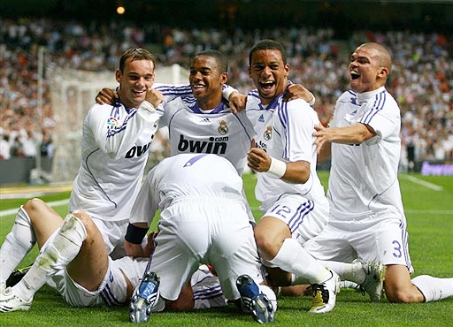 16／16，德国队史16次参加世预赛全部晋级，胜率80%仅负4场