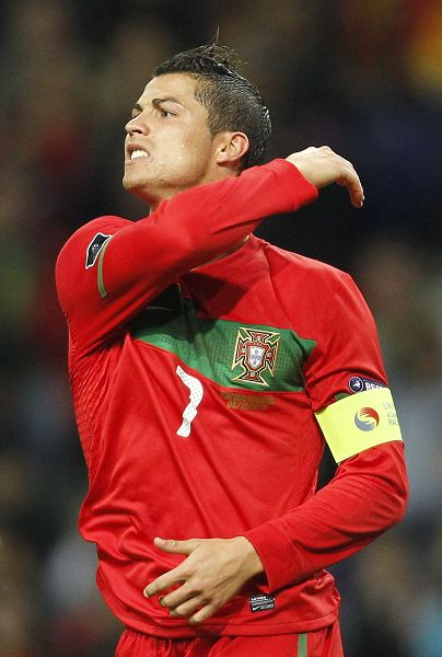 他的对抗比以前硬太多