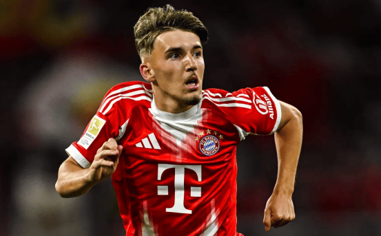 德甲第13轮最佳球员：凯恩替补戴帽第五次当选