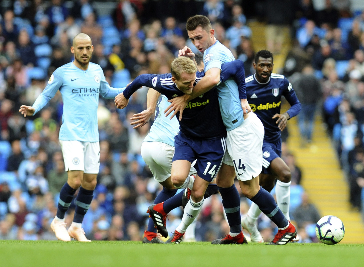 霍华德·韦伯被要求介入曼联争议裁判决定