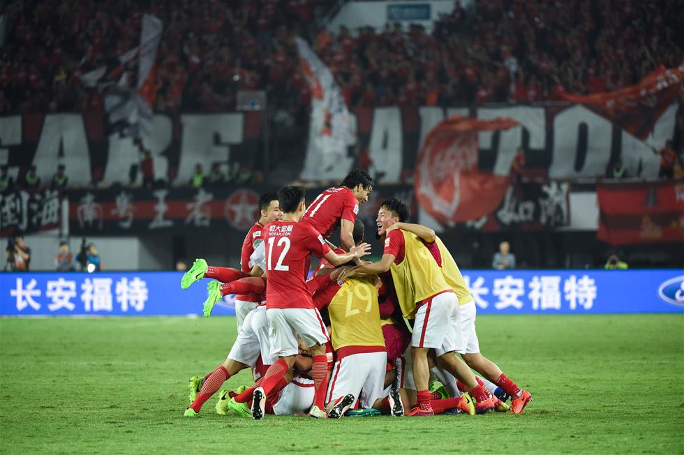 国米半场进球，红牛扛不住压力最终2-1落败国米