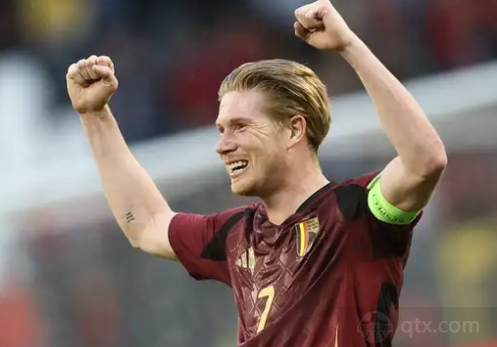 鲁尼：萨拉赫在摧毁自己在利物浦的传奇地位，做法完全错误