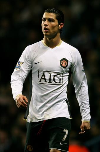 官方：苏格兰裁判沃尔什将执法欧冠第6轮拜仁vs葡体